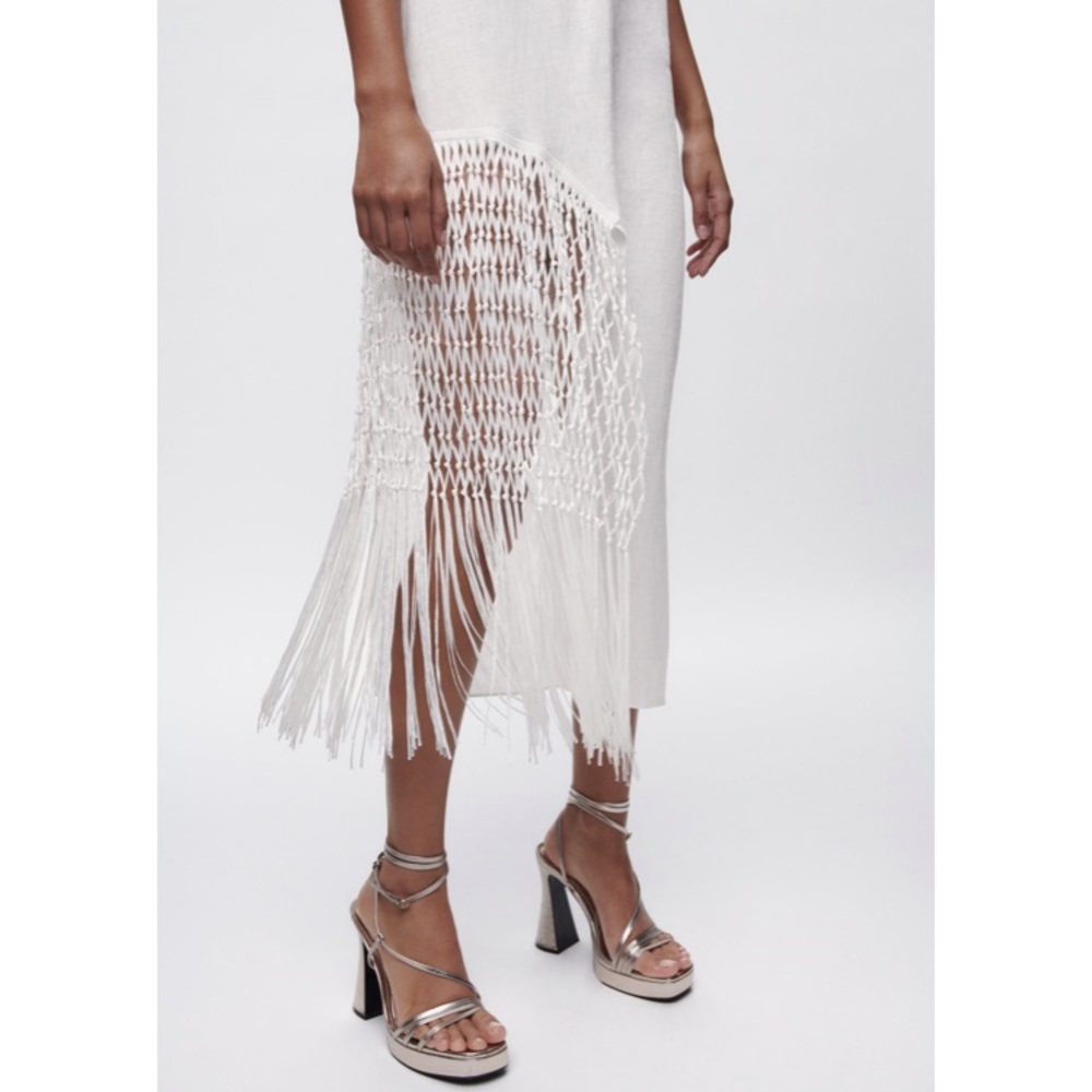 Like New Zara 100% Linen Fringed Macrame White Dr… - image 6